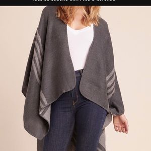 BB Dakota Fab Fit Fun Poncho